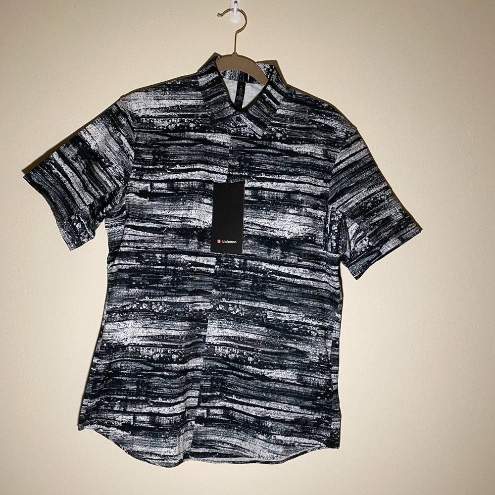 NWT Lululemon Shirt